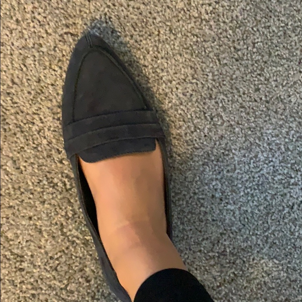 Navy blue suede shoe. METOO